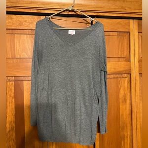 Gray maternity sweater